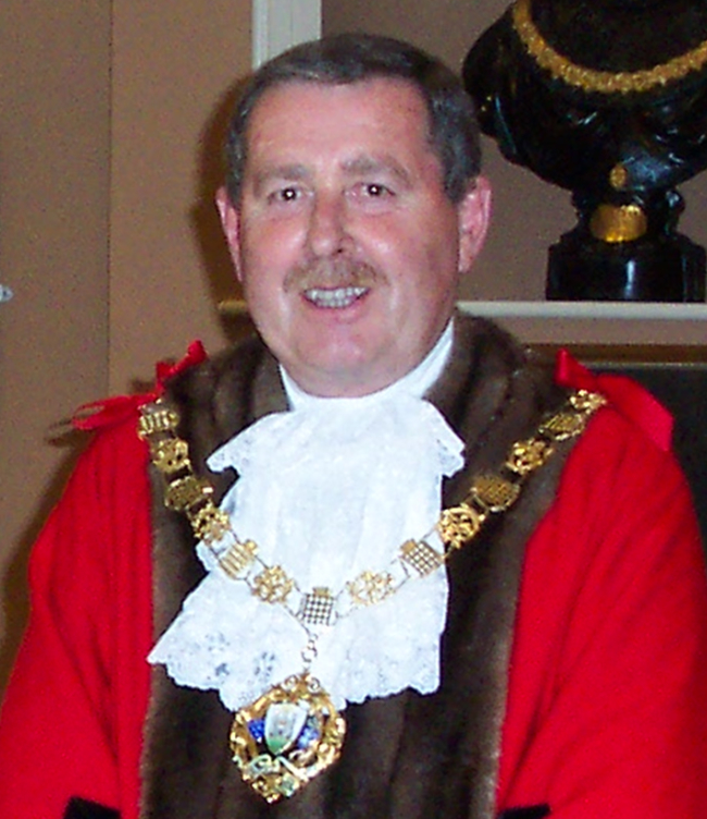 Past Mayor of Chichester - Councillor Shone - 2004-05 and 2001-02