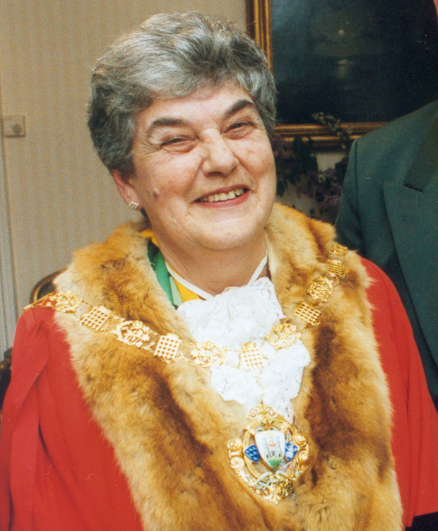 Past Mayor of Chichester - Councillor E French - 1999-2000